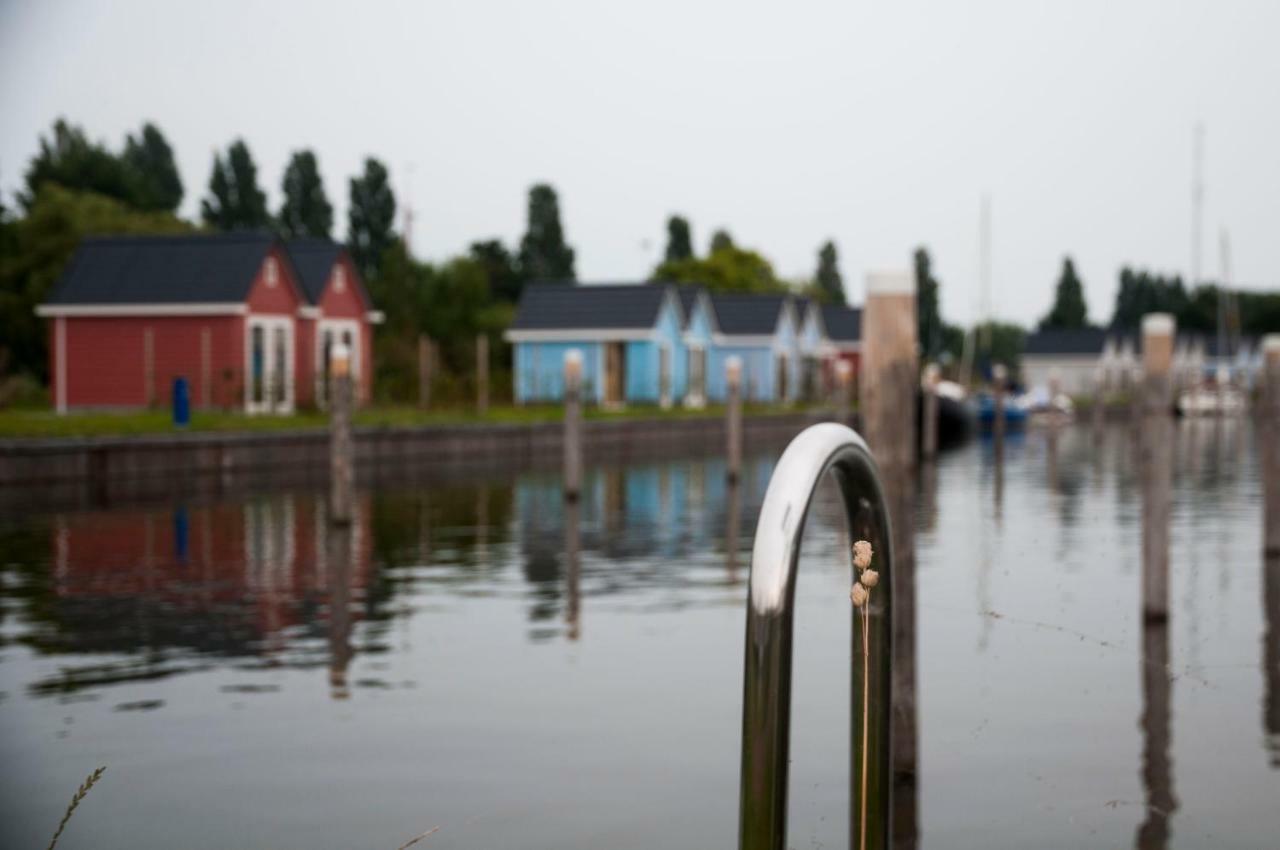 Heerlijk Huis Aan Het Ijsselmeer 斯塔福伦 外观 照片