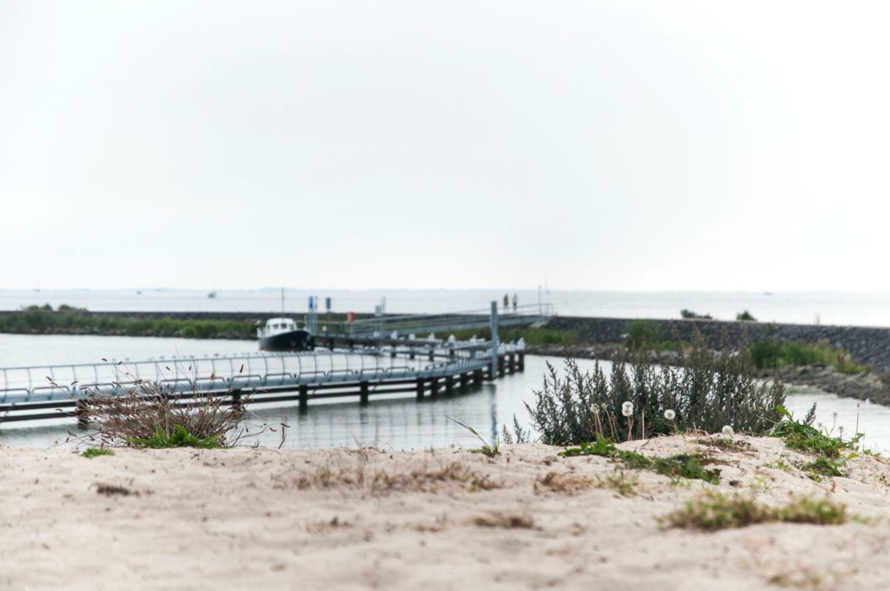 Heerlijk Huis Aan Het Ijsselmeer 斯塔福伦 外观 照片
