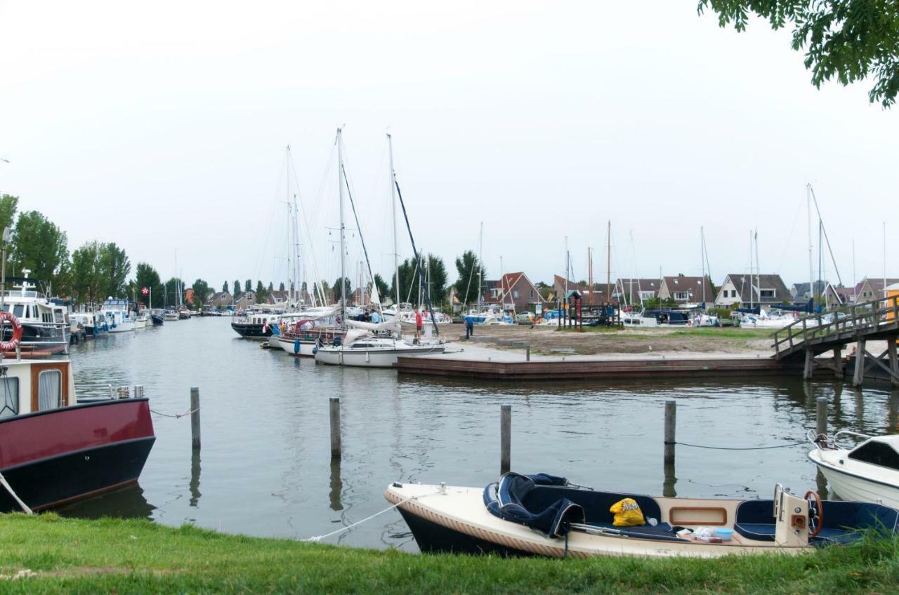 Heerlijk Huis Aan Het Ijsselmeer 斯塔福伦 外观 照片